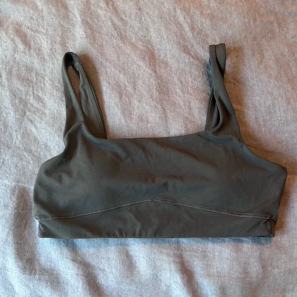 Vuori black sports bra medium - Picture 4 of 4